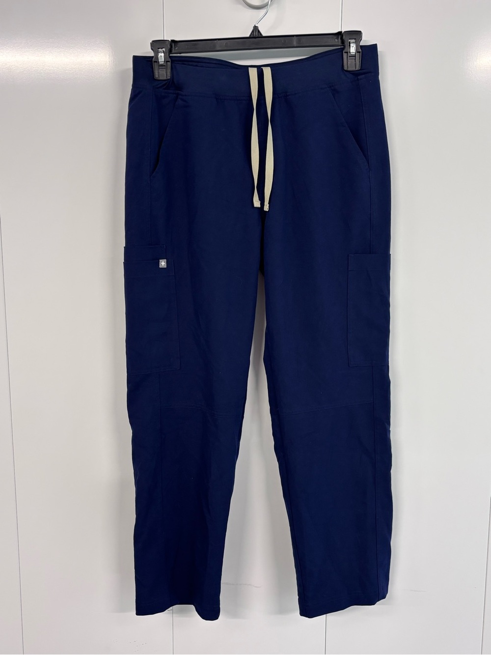 FIGS Technical Collection Scrubs Pants Women Large-Short Navy Blue Cargo